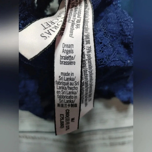 Victoria's Secret Dream Angels Blue Velvet Bralette size Medium Racerback Lace - Picture 5 of 9